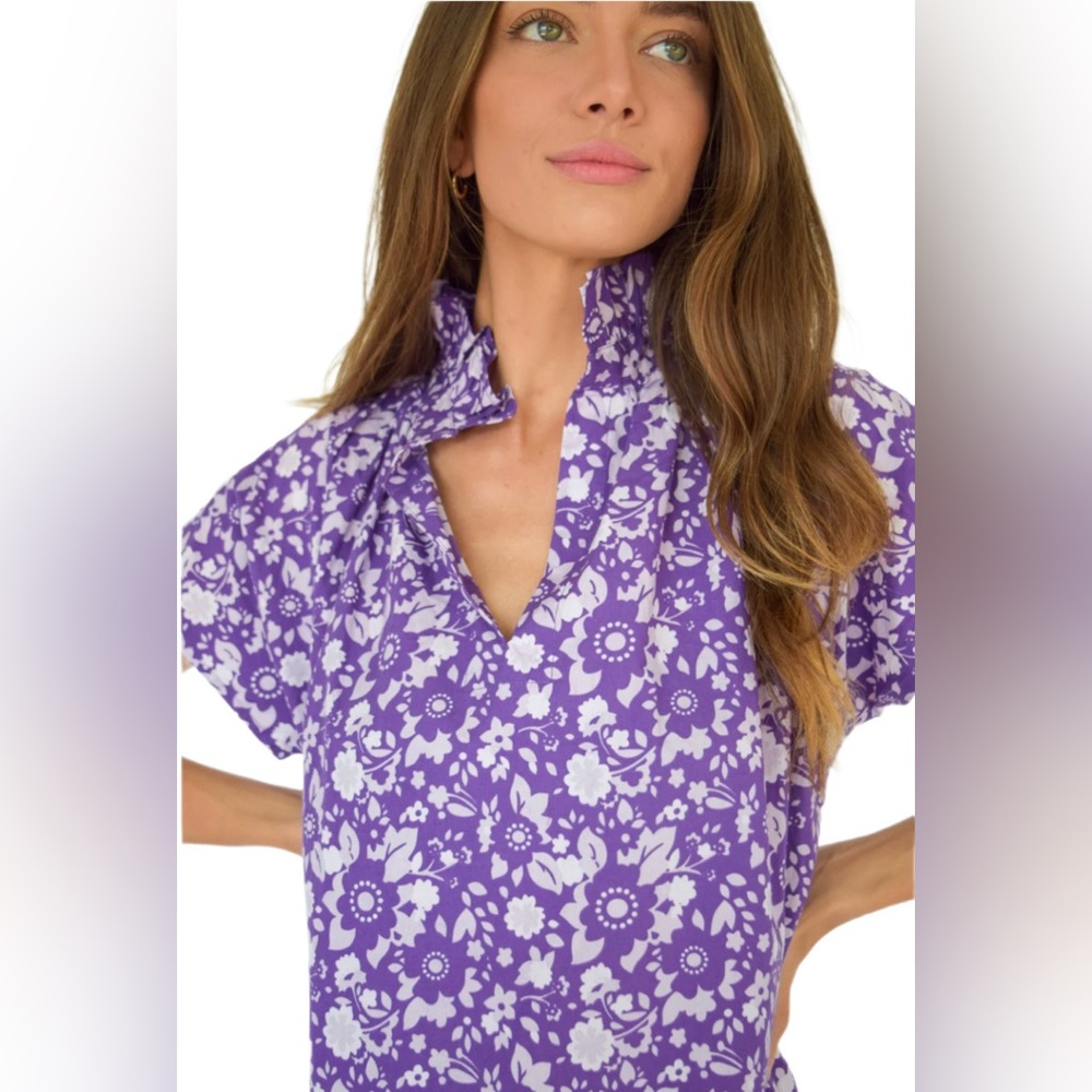 Never A Wallflower Floral Cotton Blouse Purple White Sz L NWT - Picture 2 of 8